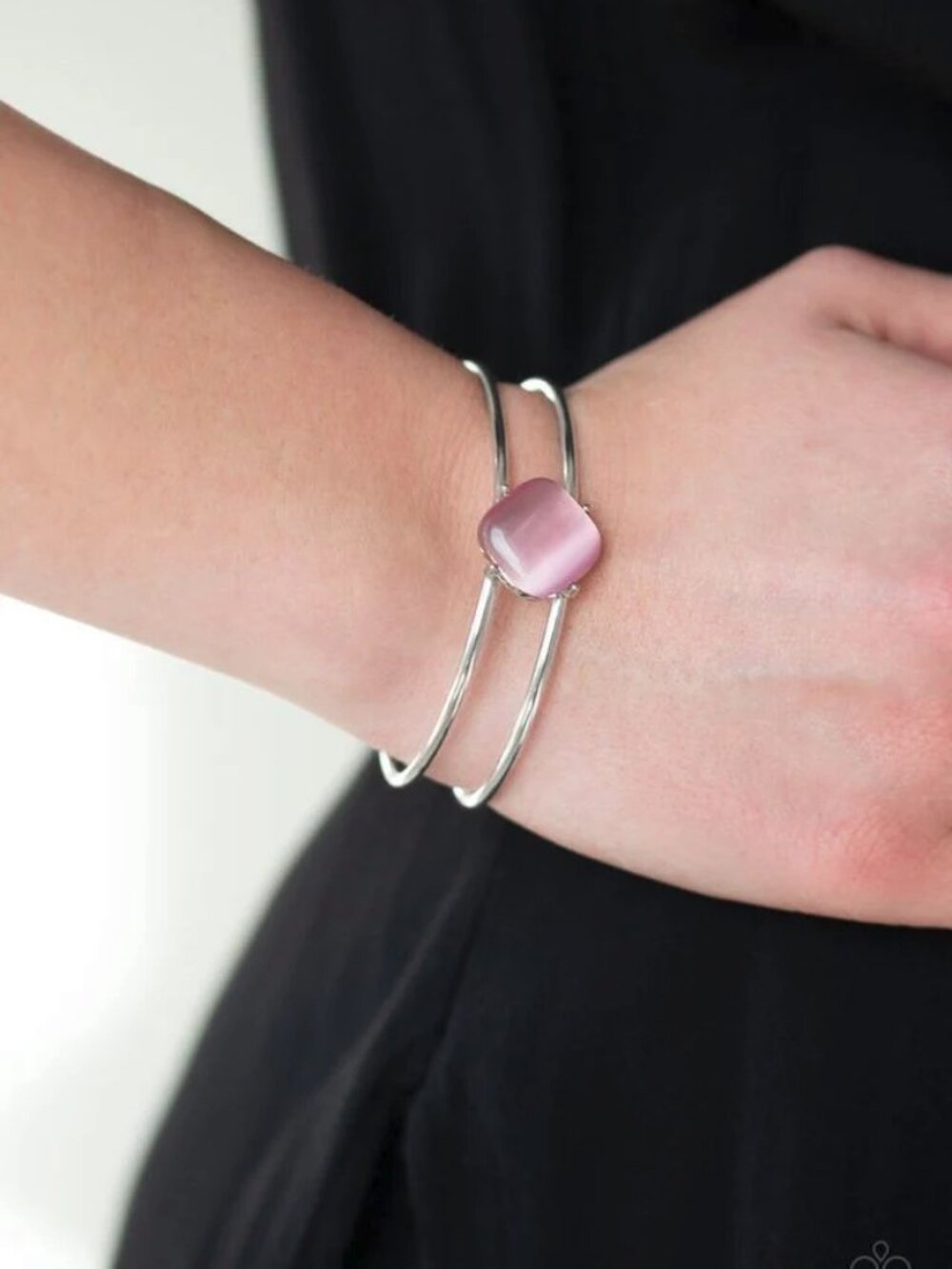 Paparazzi Jewelry Accessories - Turn Up The Glow - Pink Bracelet - Vintage